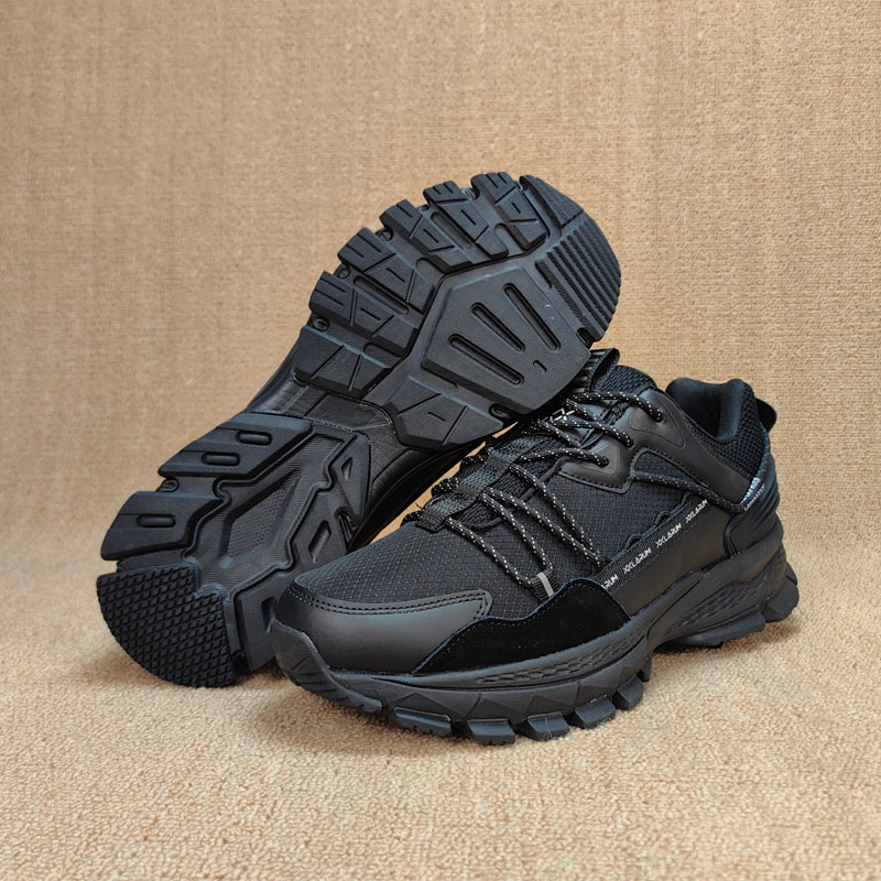 户外防水真皮透气缓震男越野跑鞋
