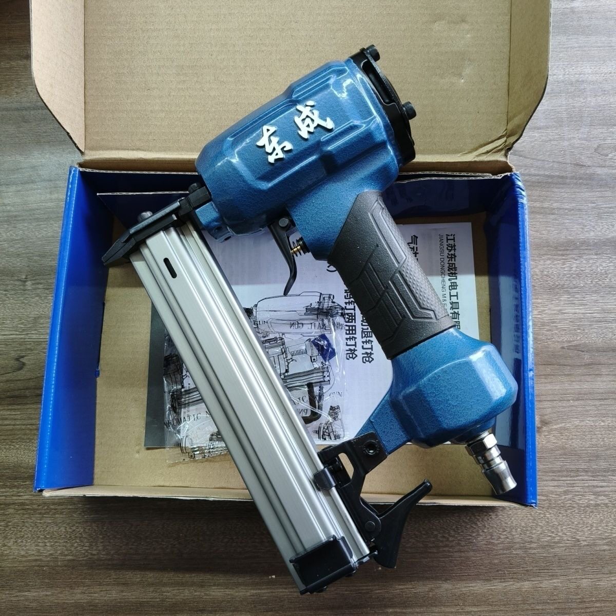 正品东成FF05-F30气动直气钉枪