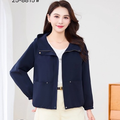 时尚百搭显瘦连帽短款外套