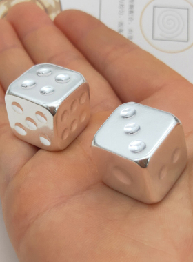 色子方块立方体999纯银骰子手工定制足银饰品实心筛子把件手把玩