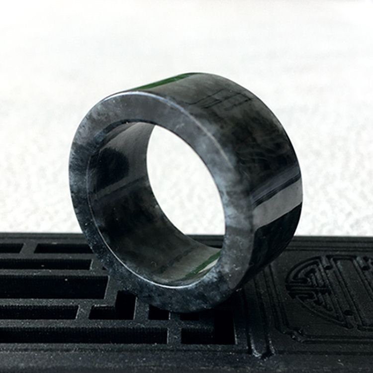 真品翡翠戒指天然缅甸A货冰种乌鸡方戒圈黑白水墨乌鸡玉扳指男女