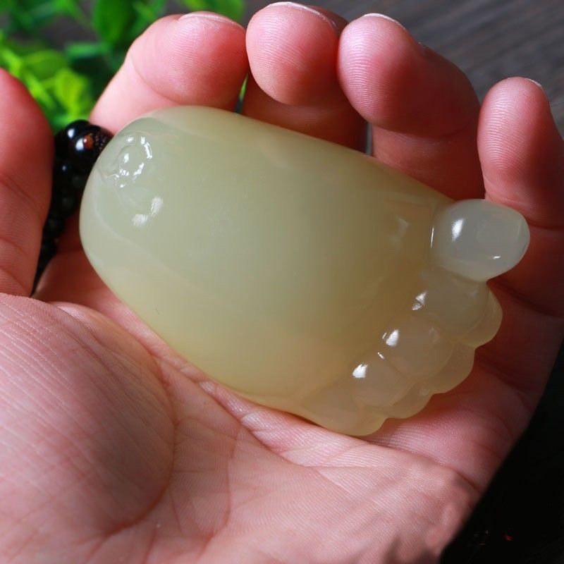 天然阿富汗玉知足常乐把玩件吊坠玉石挂件男女手把件青玉佛足脚丫