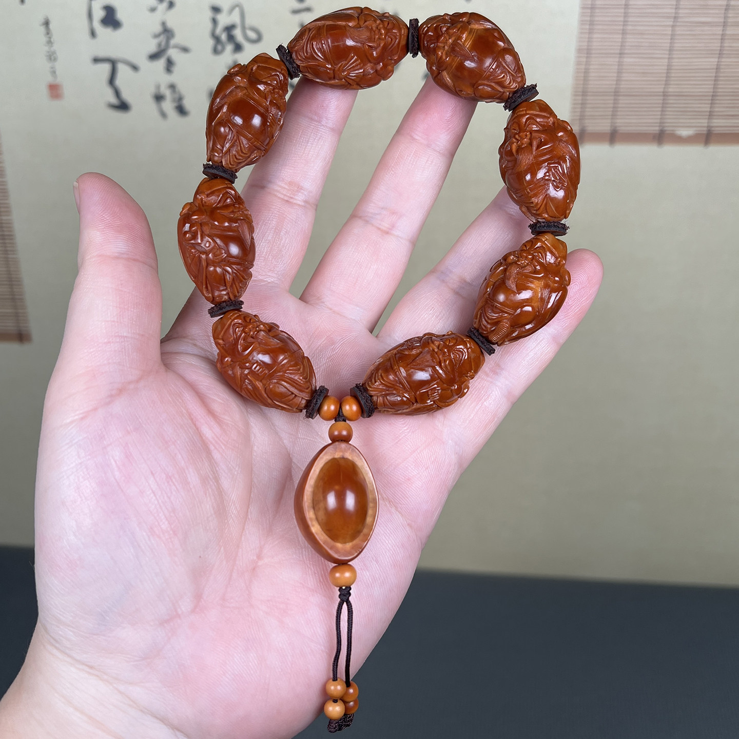 【6】纯手工橄榄核雕龚华海大师作品财神手串