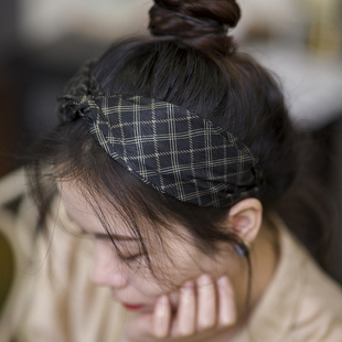 「黑格子」暗纹缎面发箍女高级感百搭日常发饰宽边压发不勒头箍