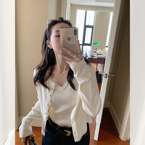 金苏一 杏色T恤开衫两件套女2026春秋韩版弹力显瘦蕾丝拼接套装潮