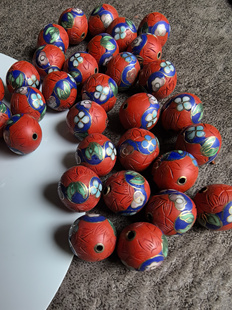 七十年代景泰蓝和雕漆双工艺珠子、手串，铜胎漆景结合高品质珠子