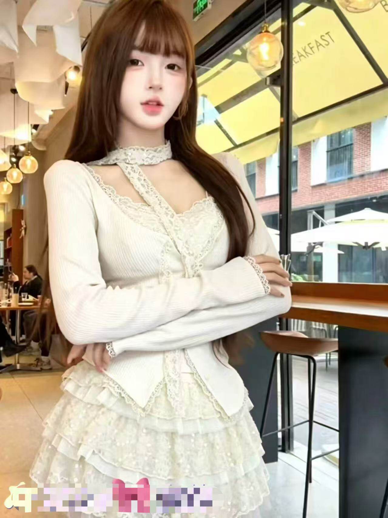 纯欲风蕾丝拼接长袖吊带女秋冬修时尚套装