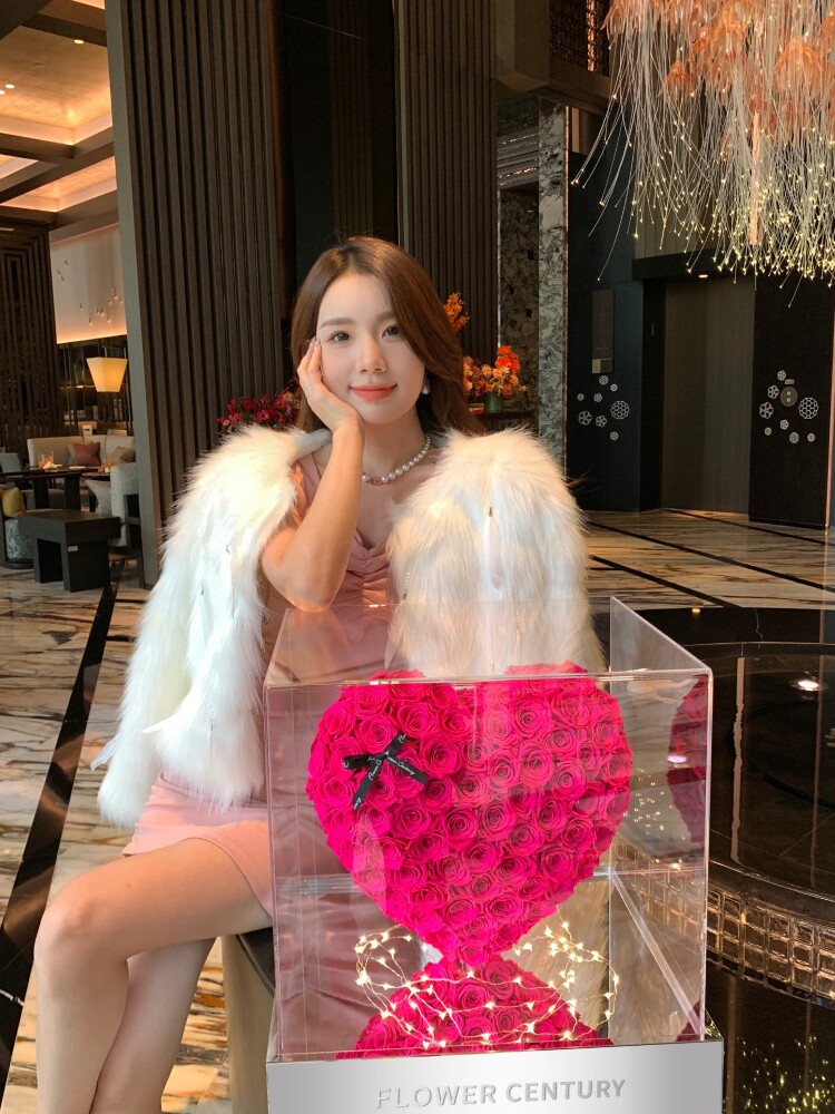 情人节礼物立体怦然心动永生花玫瑰爱心花礼盒送女友表白求婚生日