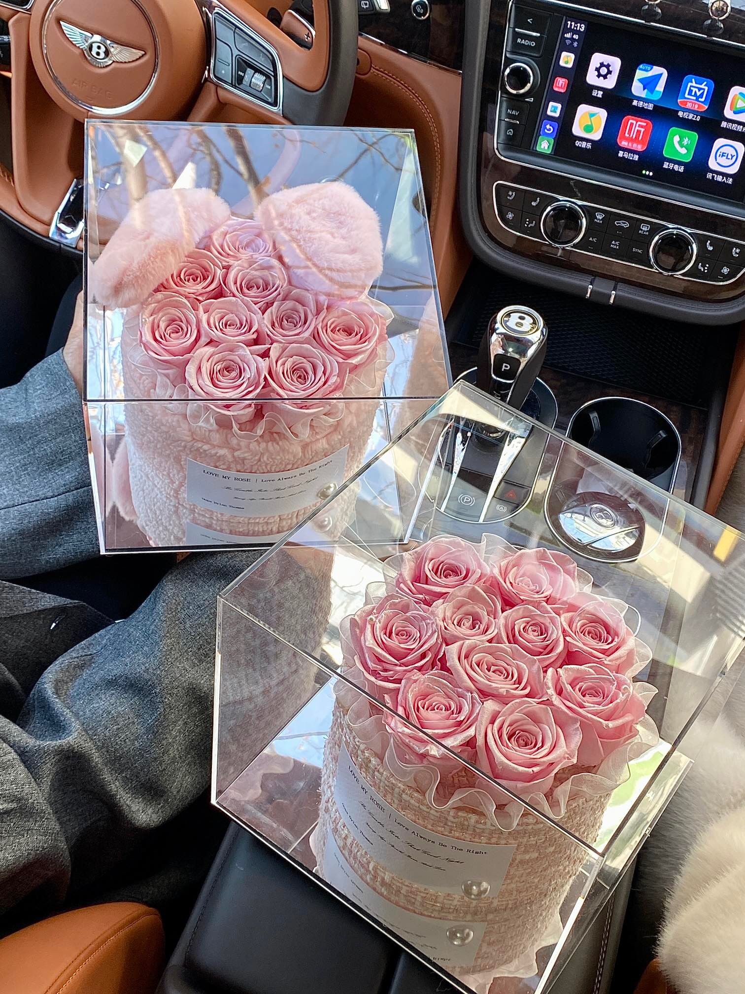 母亲节永生花玫瑰小香风抱抱桶