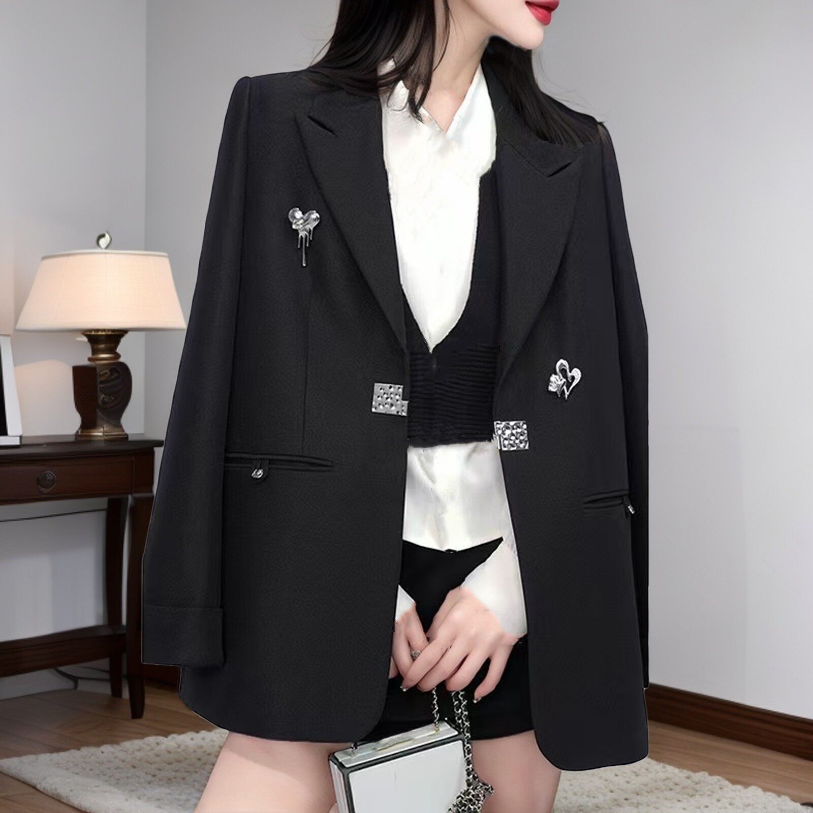 炸街百搭黑色西装外套女秋季高级感宽松休闲小个子设计感小众西服