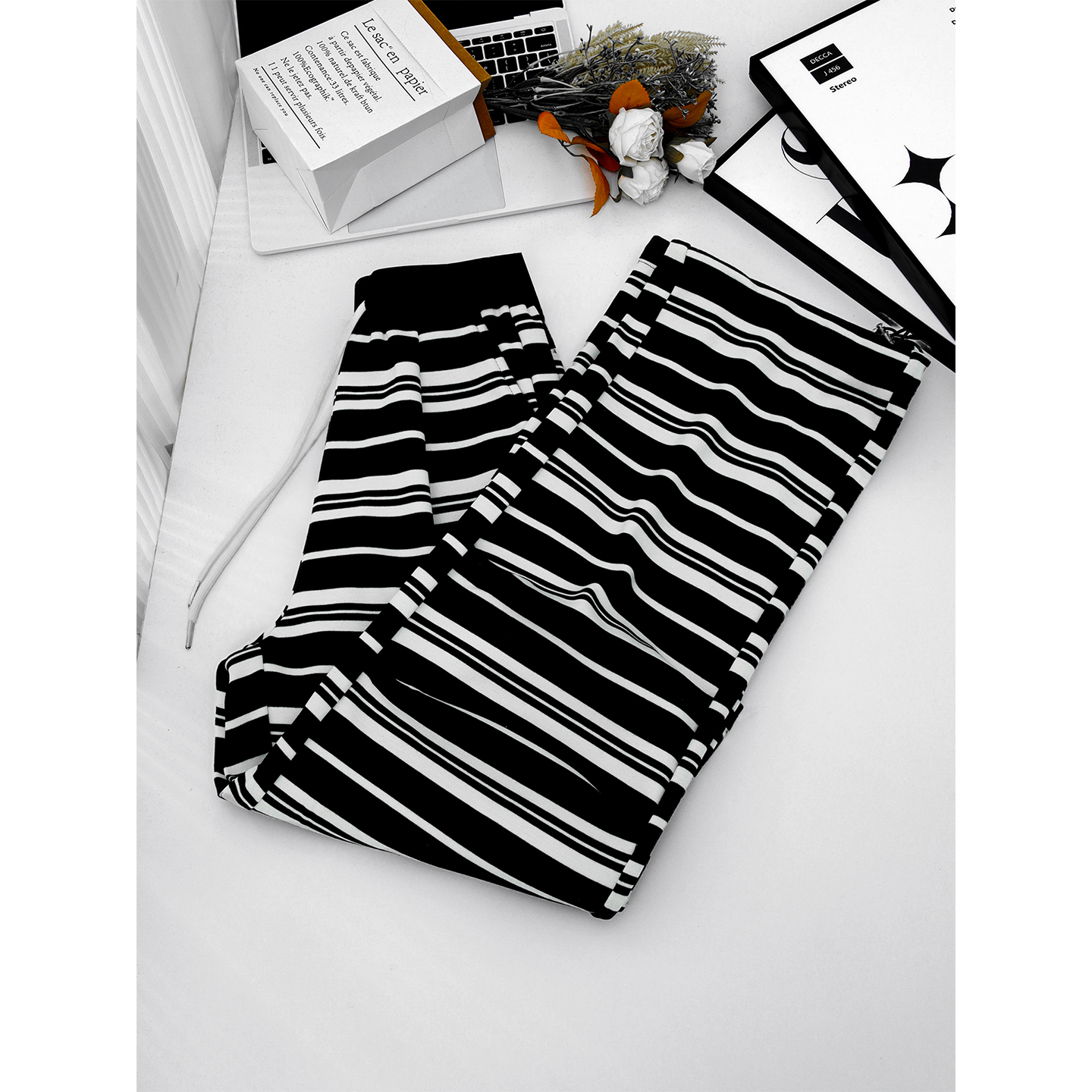 复古条纹风黑白阔腿裤女2025秋冬