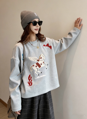 趣味立体小马刺绣圆领宽松卫衣加绒套头短款上衣小个子