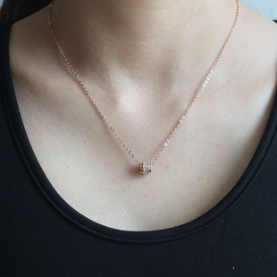 小众设计圆圈吊坠桶珠S925纯银项链女玫瑰金锁骨链轻奢气质可转动