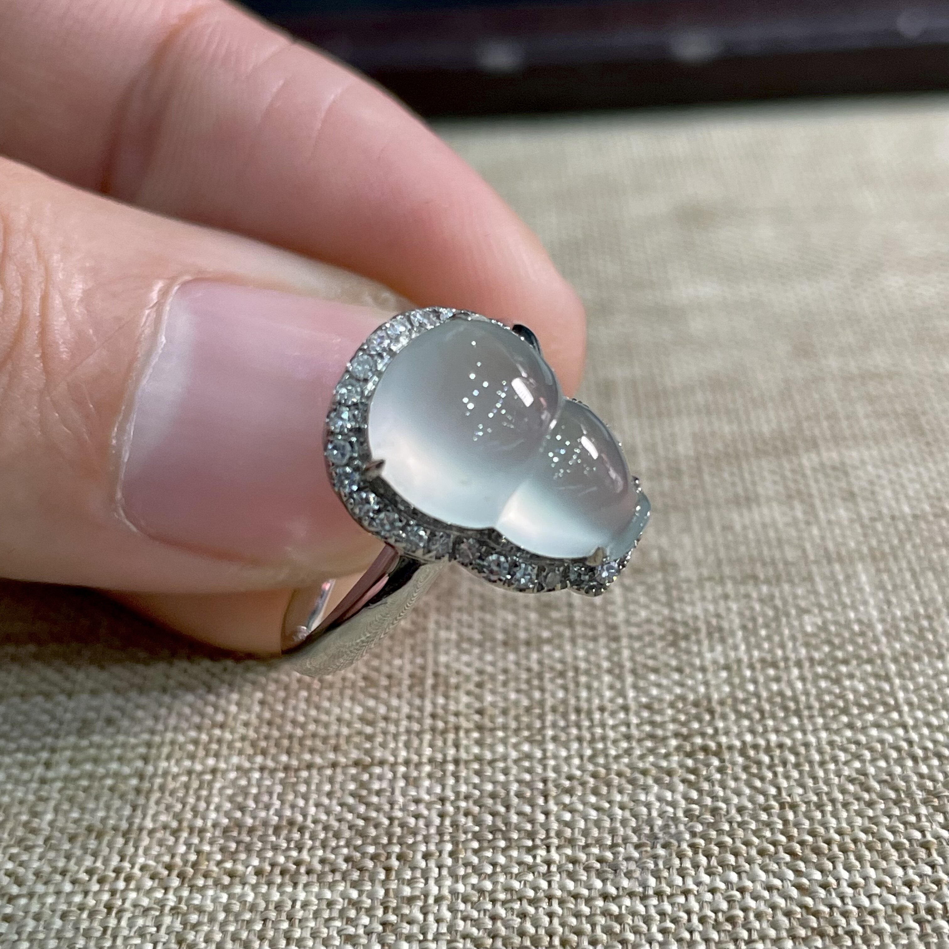 缅甸翡翠A货冰种翡翠葫芦戒指