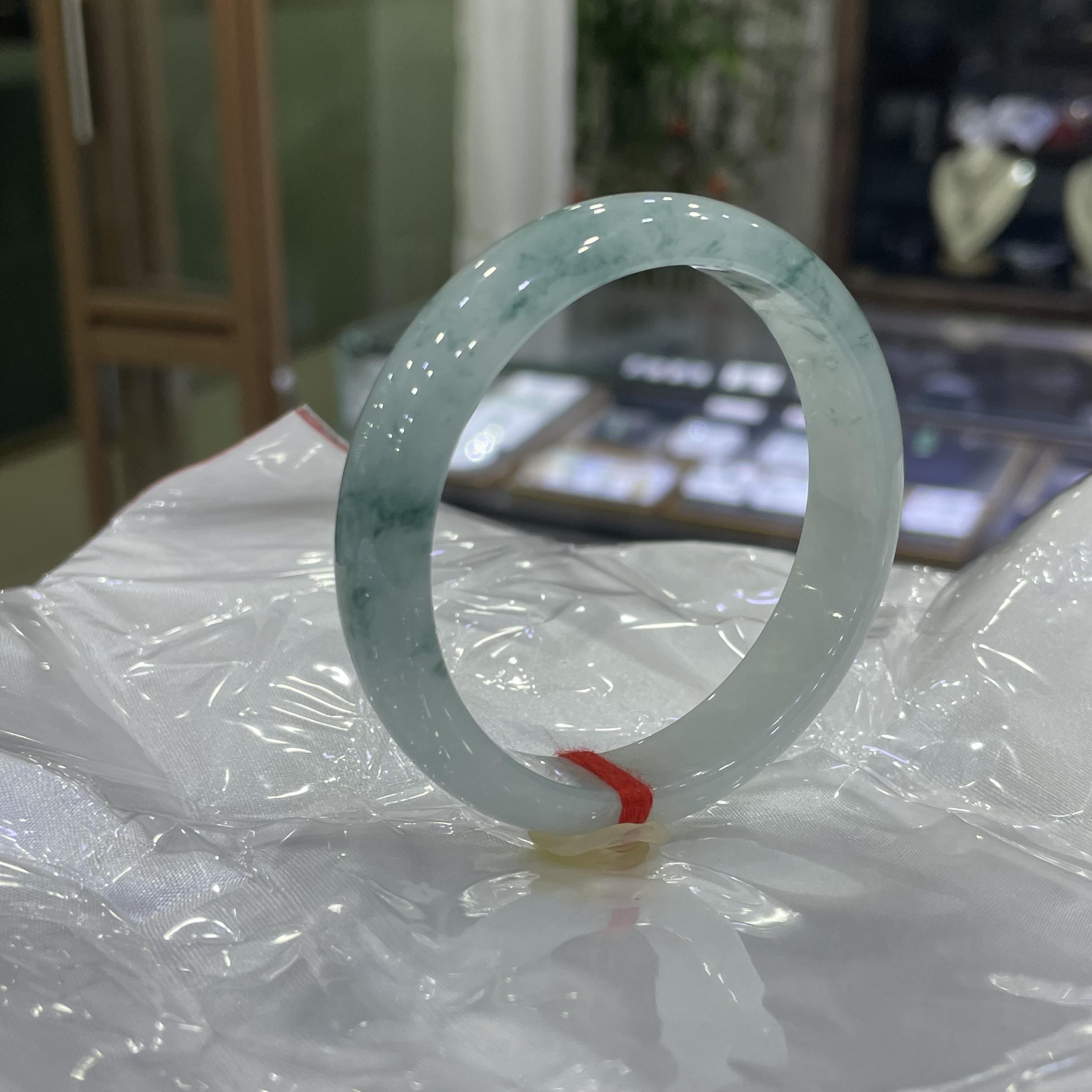 飘花翡翠手镯缅甸天然翡翠