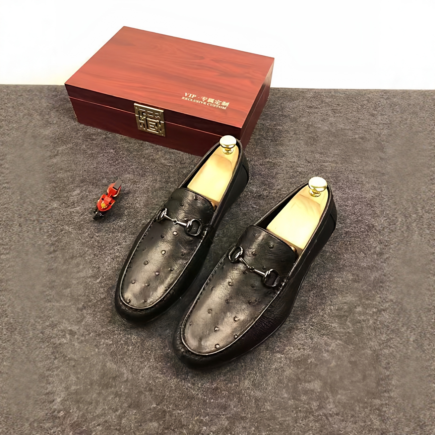 莱曼犀牛皮鞋男款一脚蹬豆豆鞋