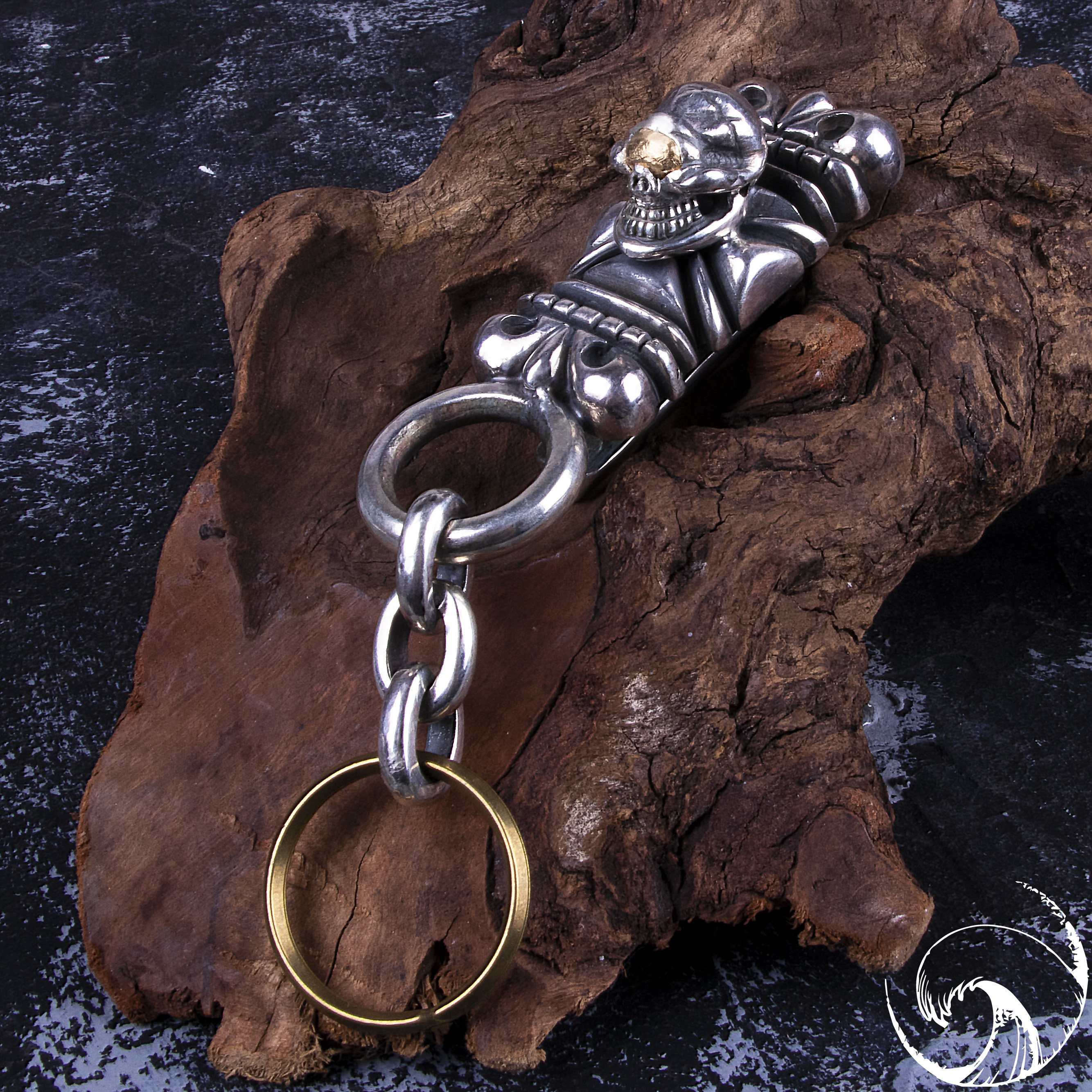 高山隆骷髅腰带扣挂饰