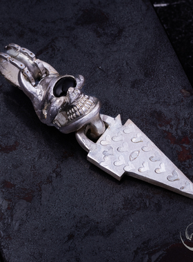 高山隆黑眼骷髅闪电吊坠 stoplight刻花项链挂饰美式机车