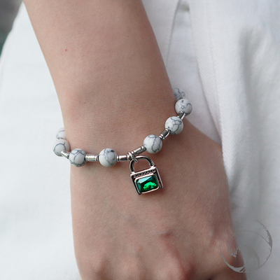 国潮流时尚绿宝石镶嵌