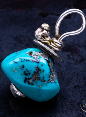 高山隆点金骷髅银币银饼松石随形吊坠 stoplight挂饰