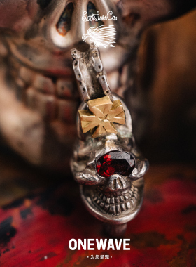 【国内现货】stop light高山隆红切割眼金骷髅十字轮胎吊坠银饰