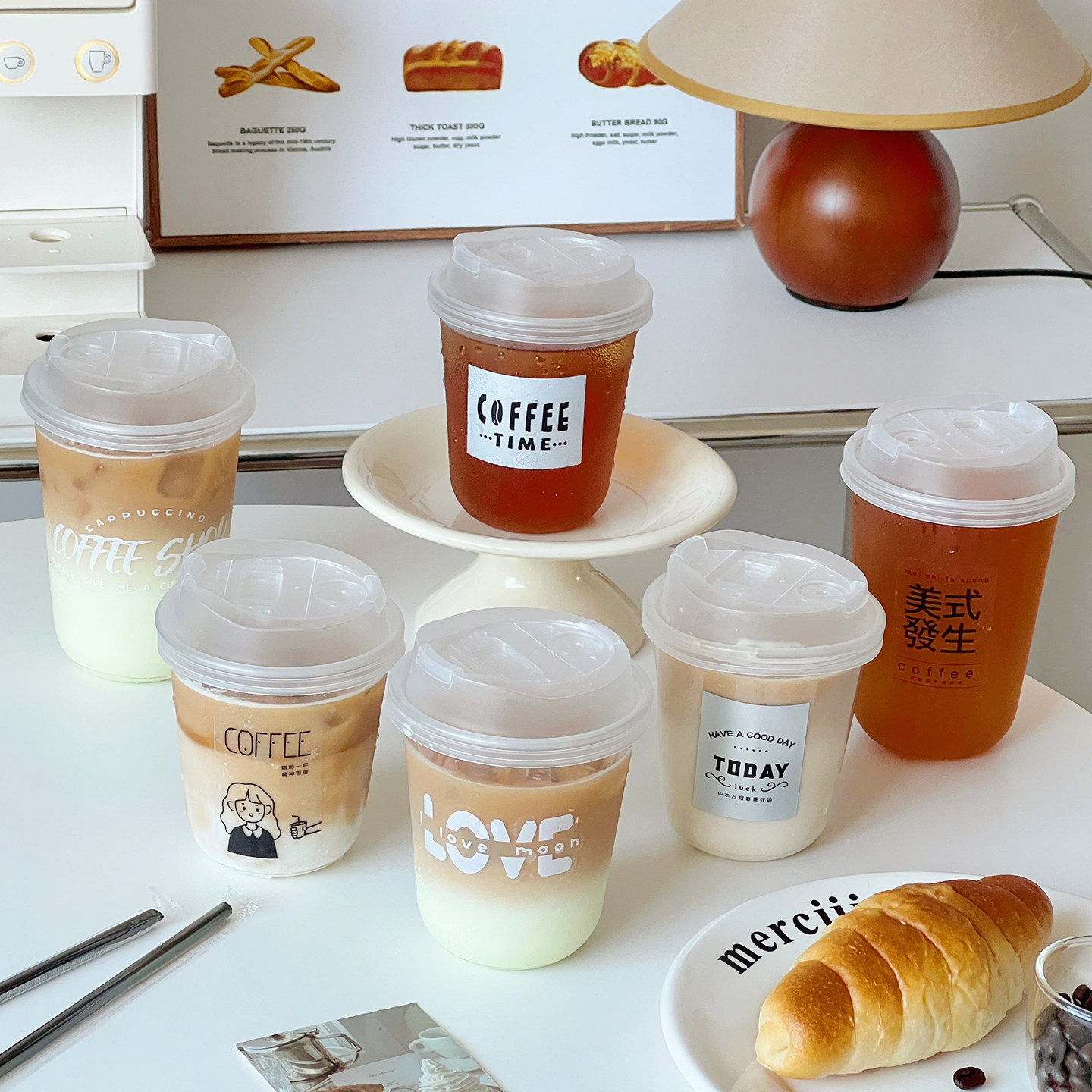 一次性咖啡杯子带盖多功能奶茶店专用塑料饮料瓶品外出携带食品级