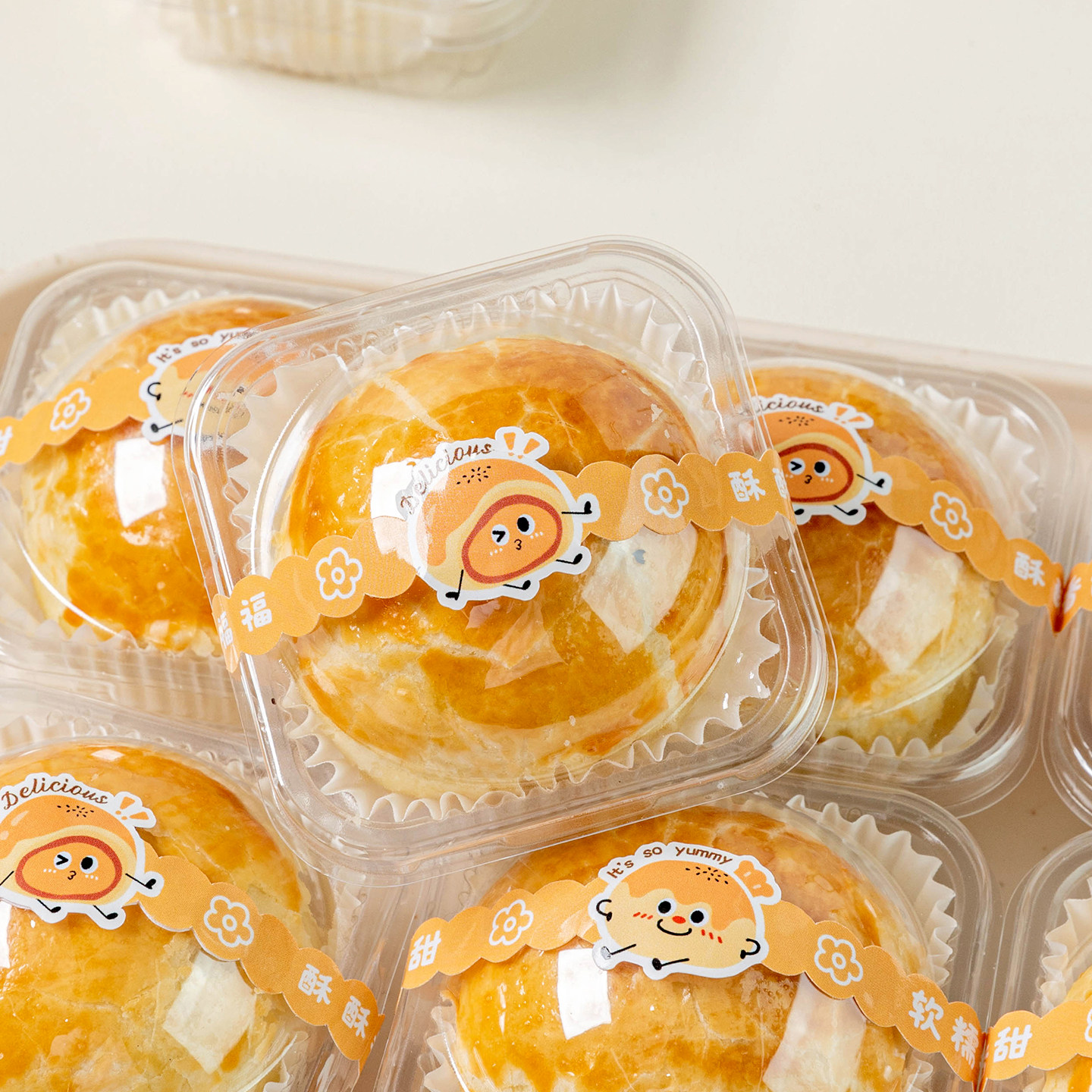 蛋黄酥包装盒单独粒立专用2026贴纸新款吸塑打包的礼袋子封口标签