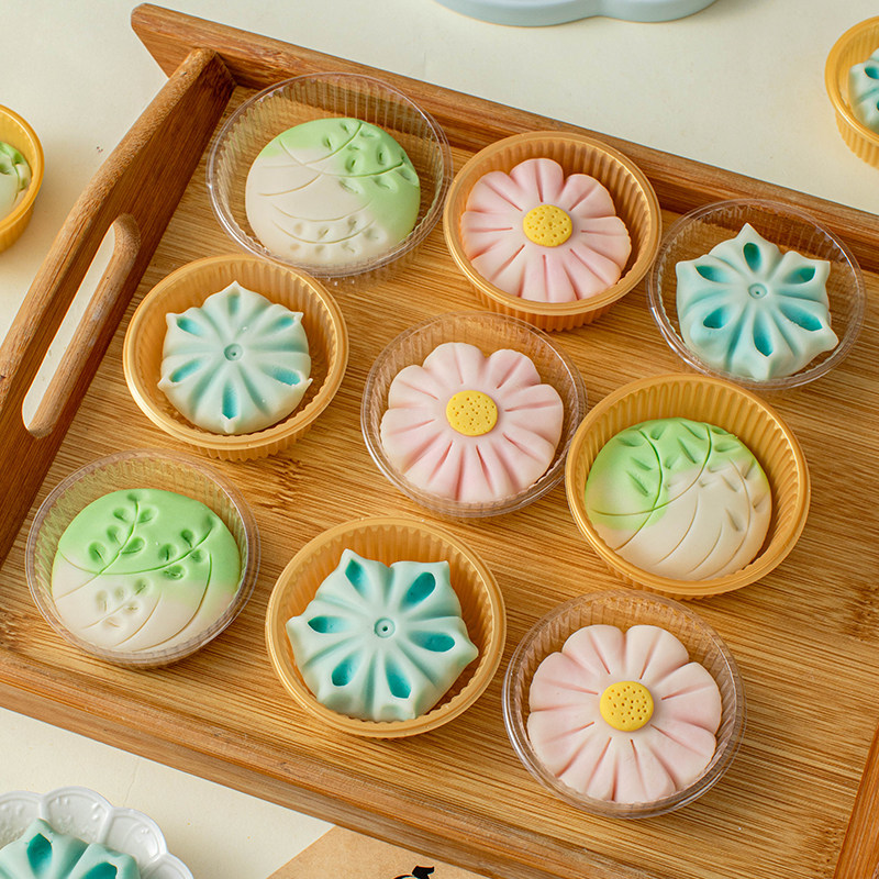 和果子桃花酥圆形月饼底托内包装盒子袋塑料蛋黄酥50g100克75加厚