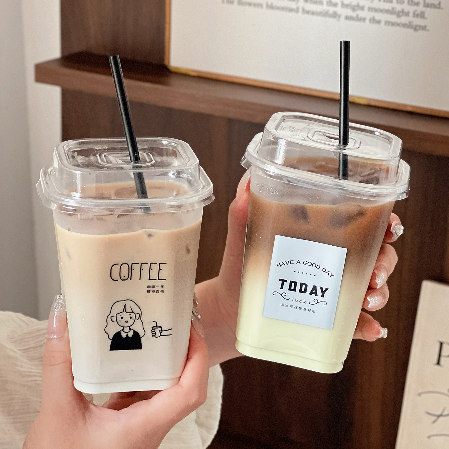 一次性咖啡杯子奶茶店专用商带盖食品级冷饮料的外出携带塑料果汁