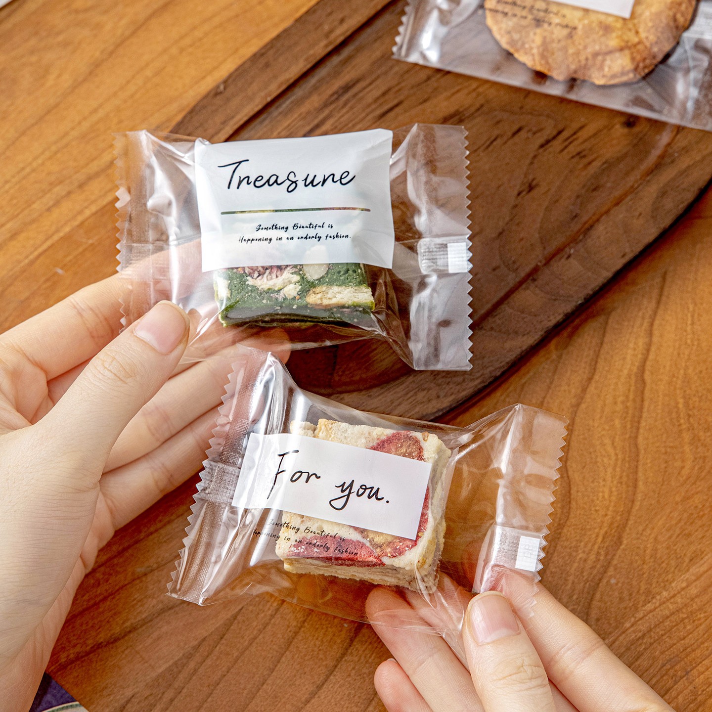 雪花酥包装袋的机封专用单独立小饼干曲奇牛轧糖果子太妃奶枣盒打