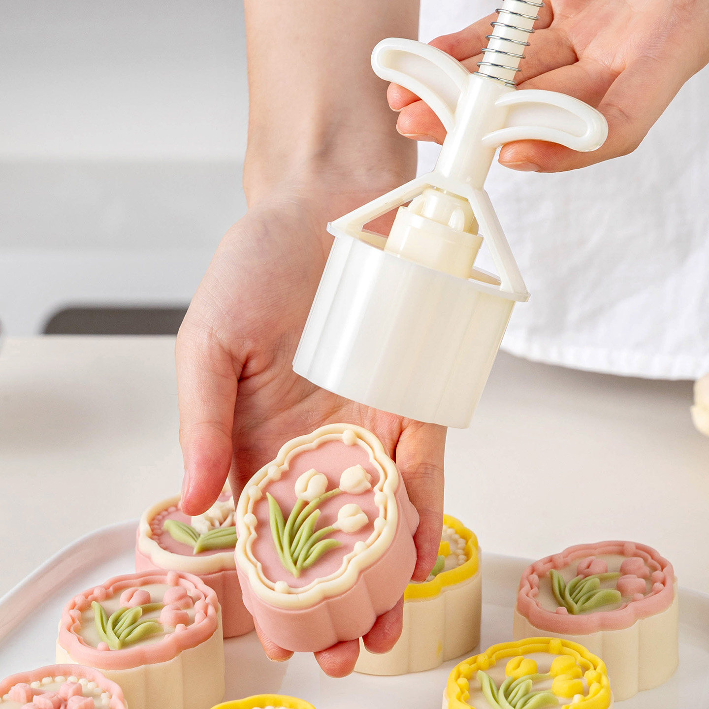 2026新款月饼模具郁金香手压式家用按50g75克工具磨冰皮绿豆糕点