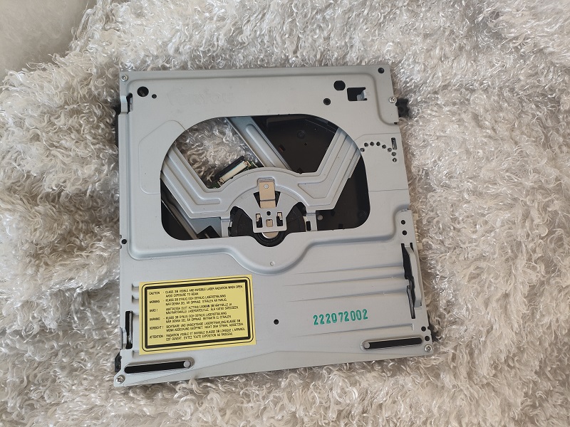 雅马哈进出仓机芯CD激光头原装配件更换235 042 142 142 141 237