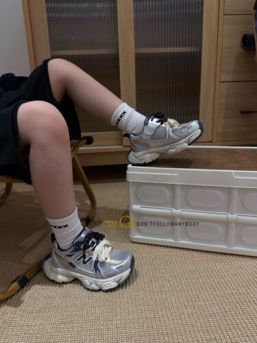 2026新春款儿童鞋潮牌WGT男女中大童轻便透气防滑运动百搭老爹鞋