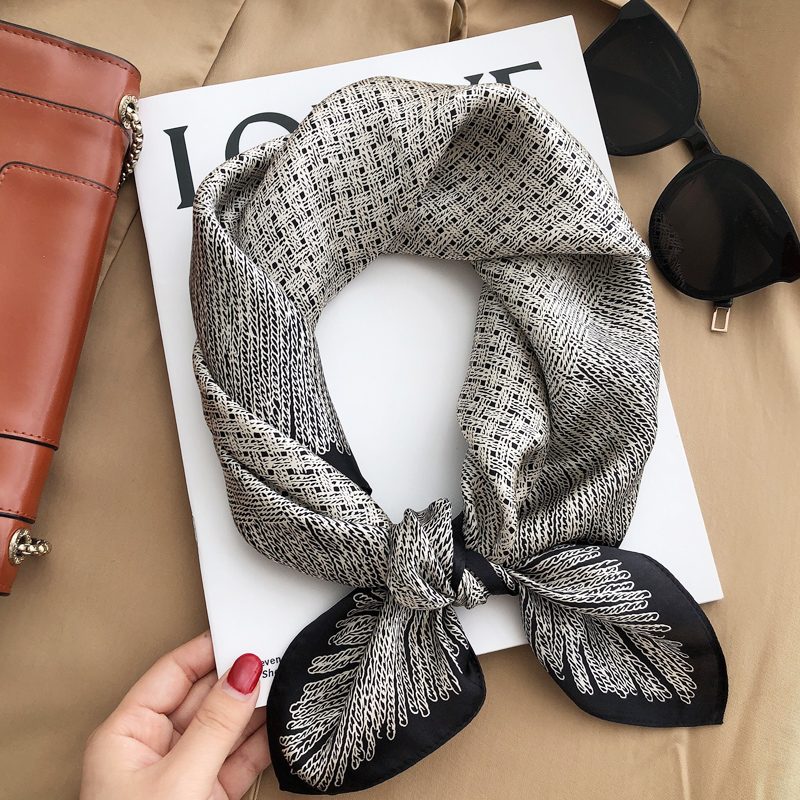 编织香香风格秋款洋气时尚丝巾