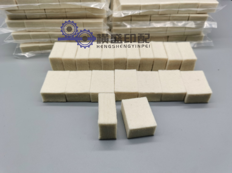 小森印刷机清洗滚枕毛刷海绵块