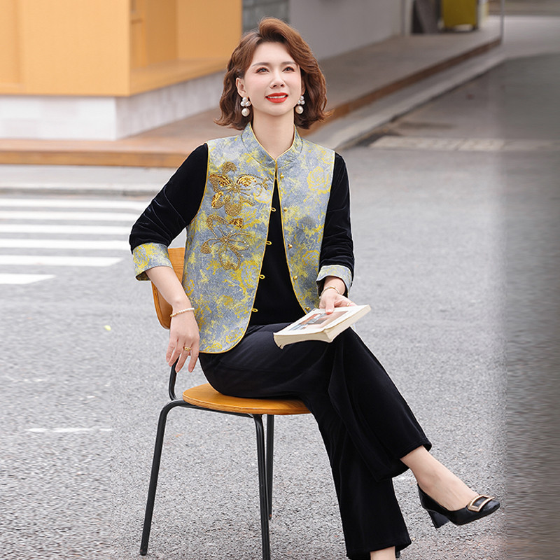 新中式金丝绒妈妈马甲三件套
