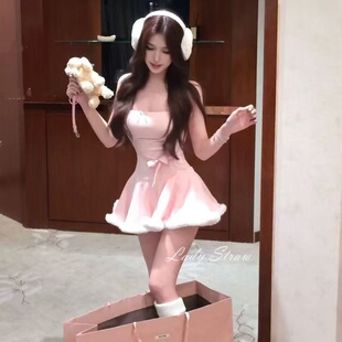 「冬日恋雪」  新年粉色挂脖纯欲氛围感修身蓬蓬裙甜美限定抹胸