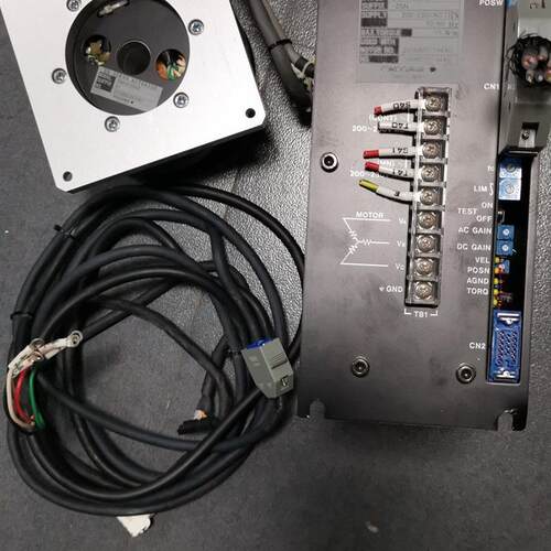 议价SD1015B02-2SN DM1015B00*1 伺服驱动器和电机一套