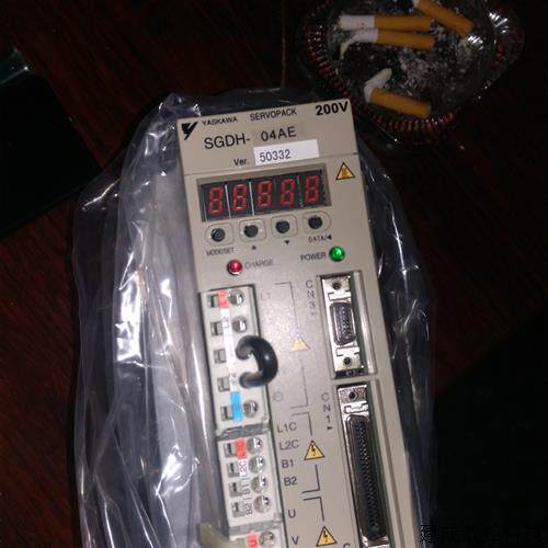 议价全新原装正品安川驱动器SGDH-15AE库存现货欢迎来店询价包邮