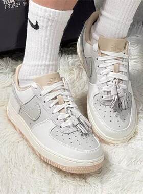 耐克休闲鞋女鞋新款空军一号低帮厚底缓震运动板鞋 HV1813-001