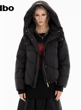 odbo/欧迪比欧时尚设计感保暖短外套女2025年秋季新款连帽羽绒服
