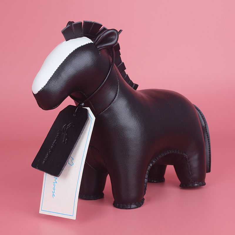桌子装饰品PU办公室客厅摆件家居轻奢高档高级感马老鼠公仔玩偶