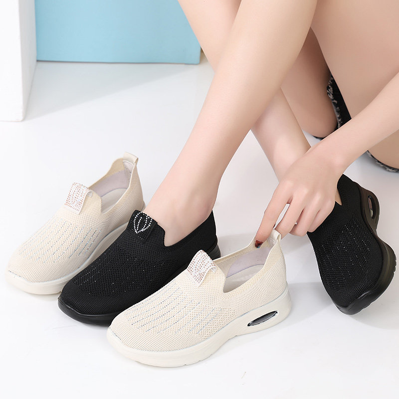 舒适透气网面鞋妈妈运动鞋大码女