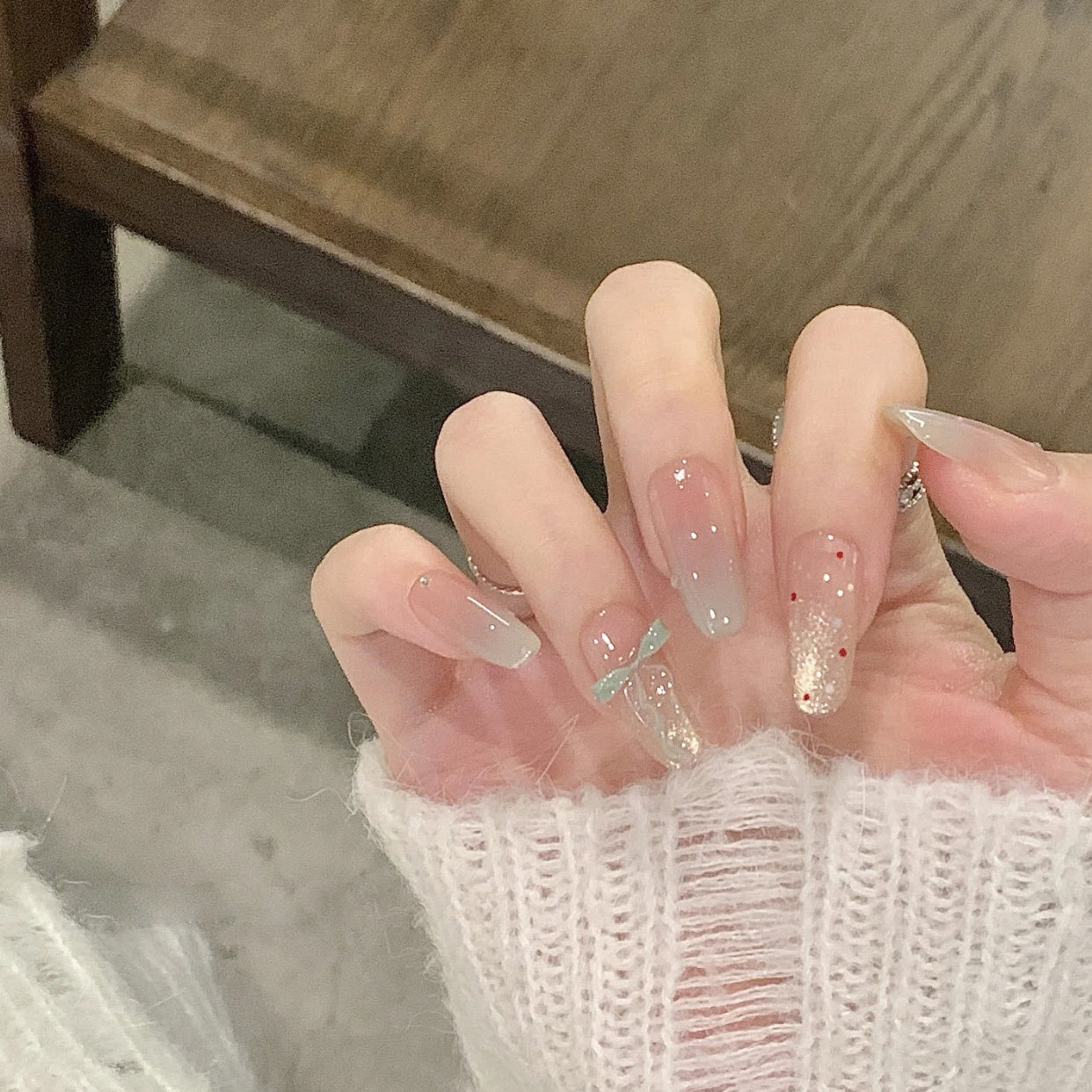手工穿戴甲冰透薄荷色水光猫猫美甲甜美蝴蝶结显白可拆卸光疗甲片