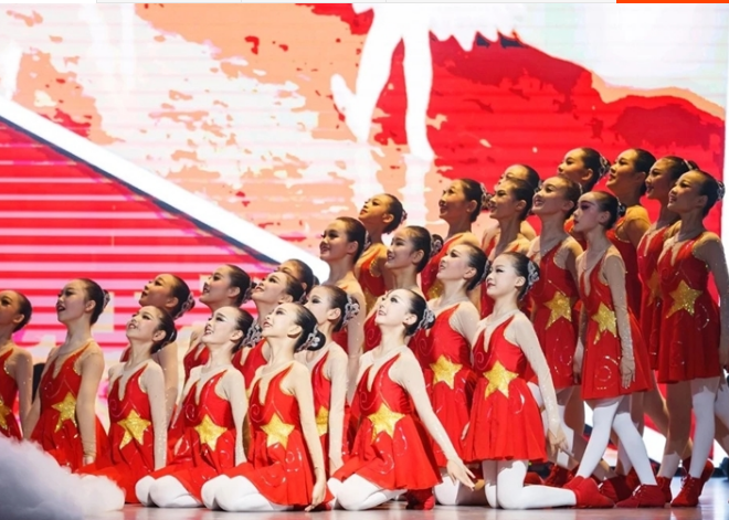 儿童追寻演出服歌唱祖国表演服开场舞红领巾合唱服中国梦舞蹈服裙