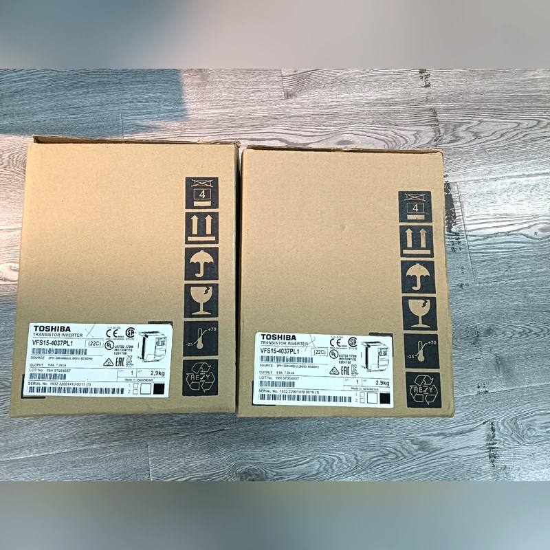 VFS15-4037PL1 东芝变频器 原装 1 议价