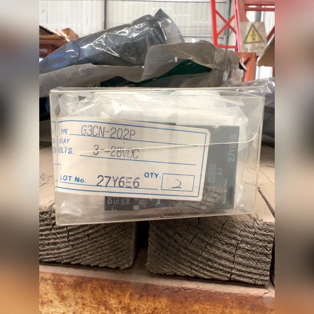 出固态继电器G3CN-202P适用于300-28 议价