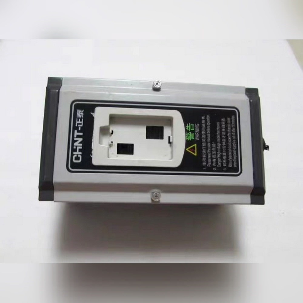 变频器CHUT【 NVF2G-15PS4 一台重量1 议价