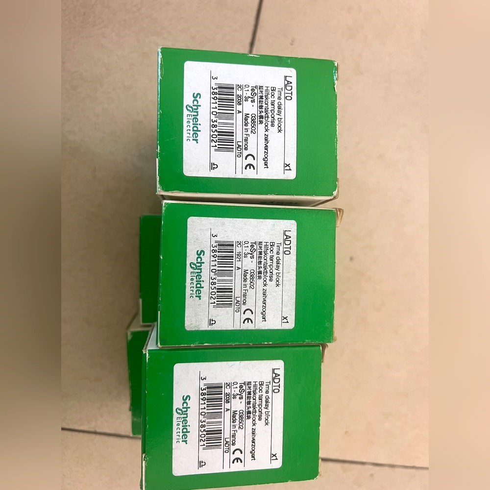 施耐德延时头 LADT0 6个 LADR0 13个 议价