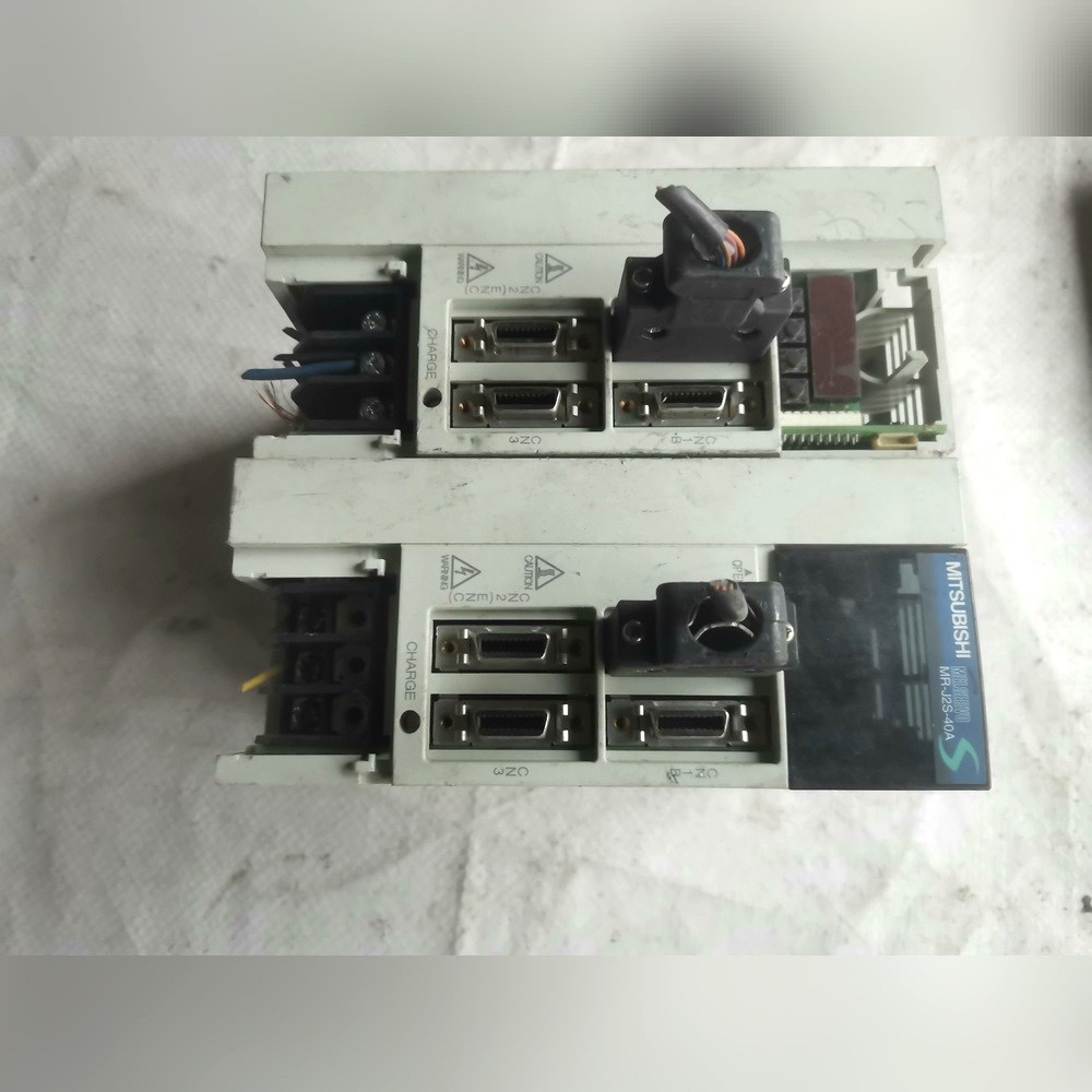 MR-J2S-40A有两个图片是实物功能包好不包邮外 议价